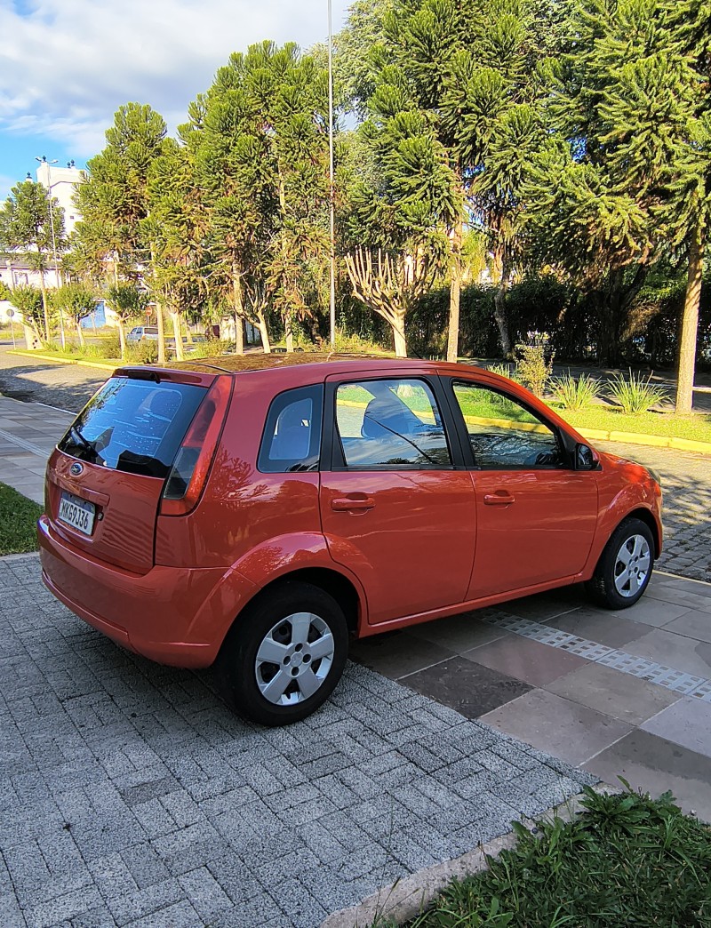 FIESTA 1.0 ROCAM HATCH 8V FLEX 4P MANUAL - 2013 - FARROUPILHA