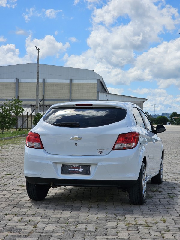 ONIX 1.0 MPFI LT 8V FLEX 4P MANUAL - 2014 - ANTôNIO PRADO