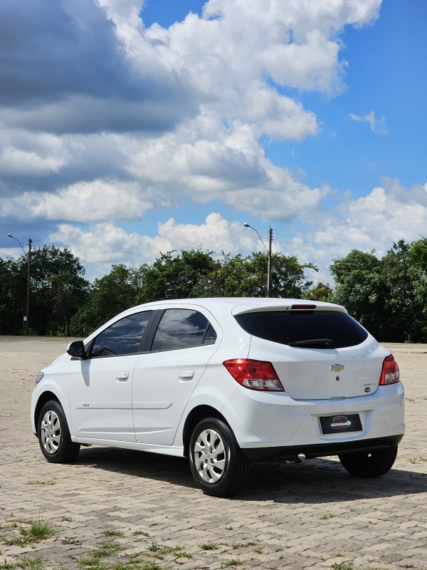 ONIX 1.0 MPFI LT 8V FLEX 4P MANUAL - 2014 - ANTôNIO PRADO