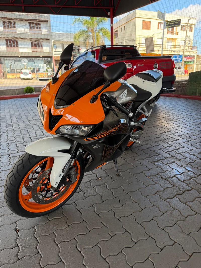 cbr 600rr abs 2011 caxias do sul