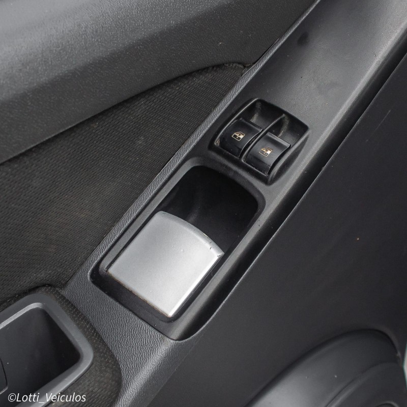 IDEA 1.4 MPI ELX 8V FLEX 4P MANUAL - 2007 - FARROUPILHA