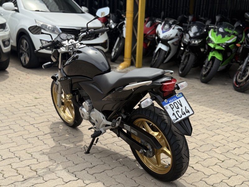 CB 300R  - 2015 - BENTO GONçALVES