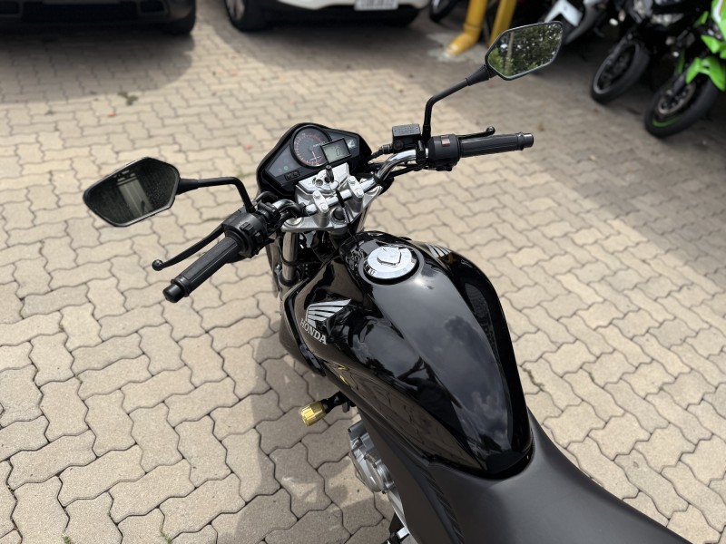 CB 300R  - 2015 - BENTO GONçALVES