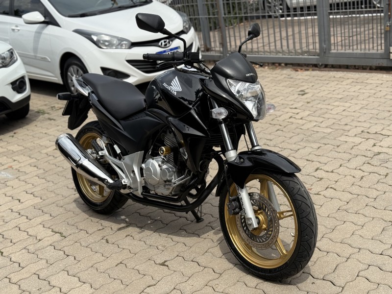 CB 300R  - 2015 - BENTO GONçALVES