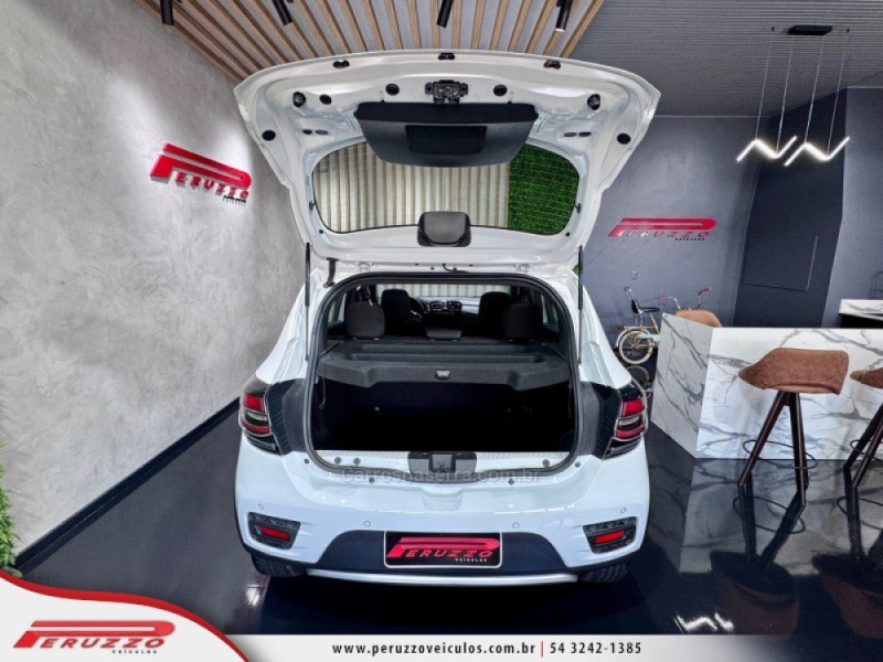 SANDERO 1.6 STEPWAY 16V FLEX 4P MANUAL - 2023 - NOVA PRATA