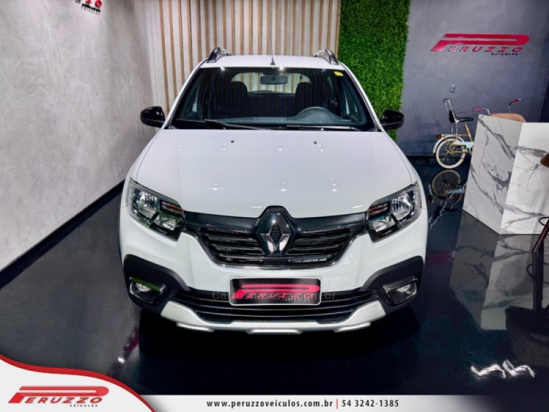 SANDERO 1.6 STEPWAY 16V FLEX 4P MANUAL - 2023 - NOVA PRATA