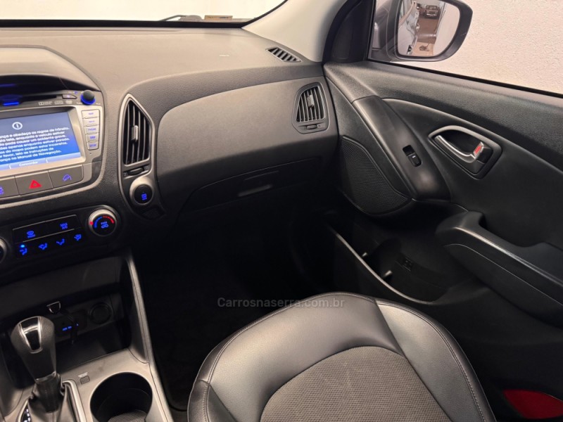 IX35 2.0 GL 4X2 16V FLEX 4P AUTOMÁTICO - 2018 - CASCA