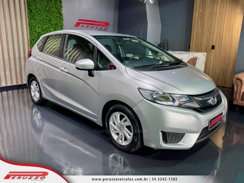 FIT 1.5 LX 16V FLEX 4P MANUAL - 2015 - NOVA PRATA