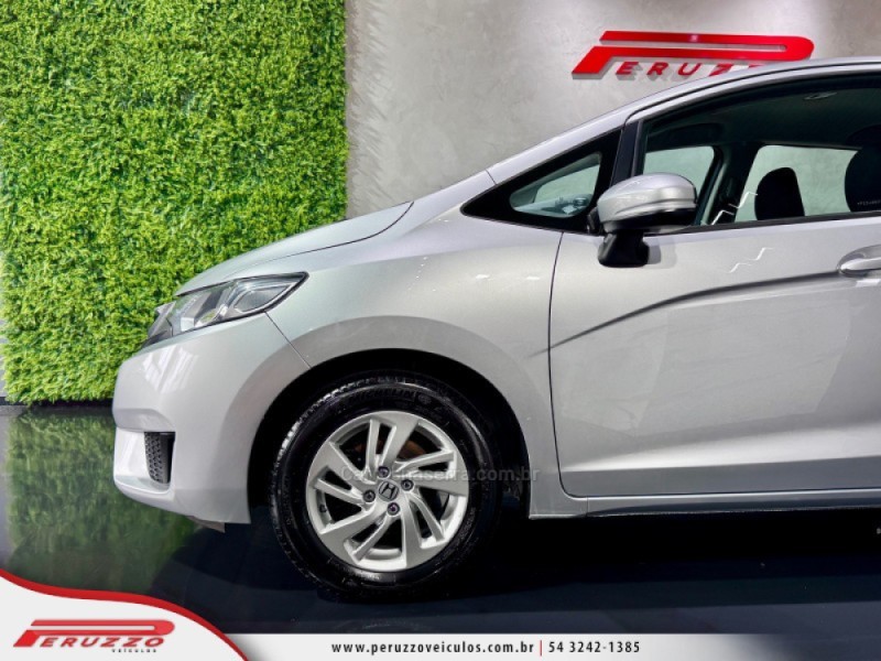 FIT 1.5 LX 16V FLEX 4P MANUAL - 2015 - NOVA PRATA