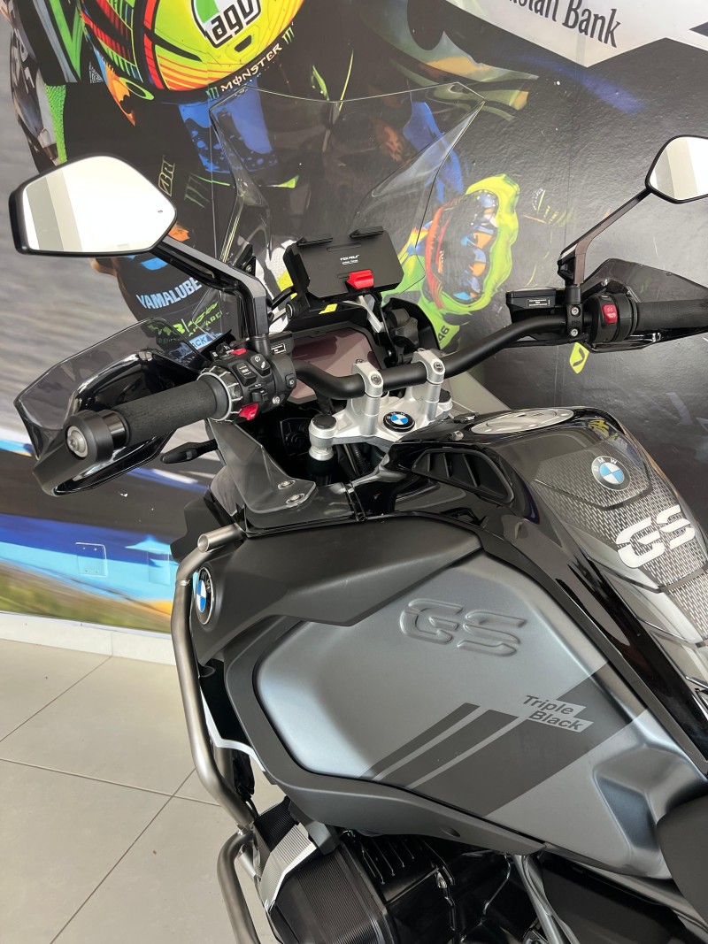 R 1250 GS ADVENTURE PREMIUM TRIPLE BLACK 719 - 2023 - PASSO FUNDO