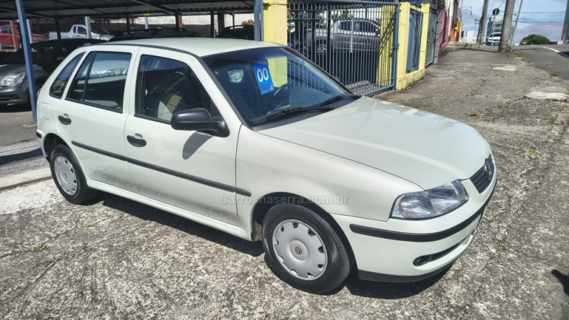GOL 1.6 MI 8V GASOLINA 4P MANUAL G.III - 2000 - CAXIAS DO SUL