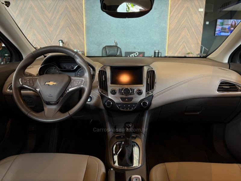 CRUZE 1.4 TURBO LTZ II SPORT HATCH 16V FLEX 4P AUTOMÁTICO - 2018 - CAMPO BOM