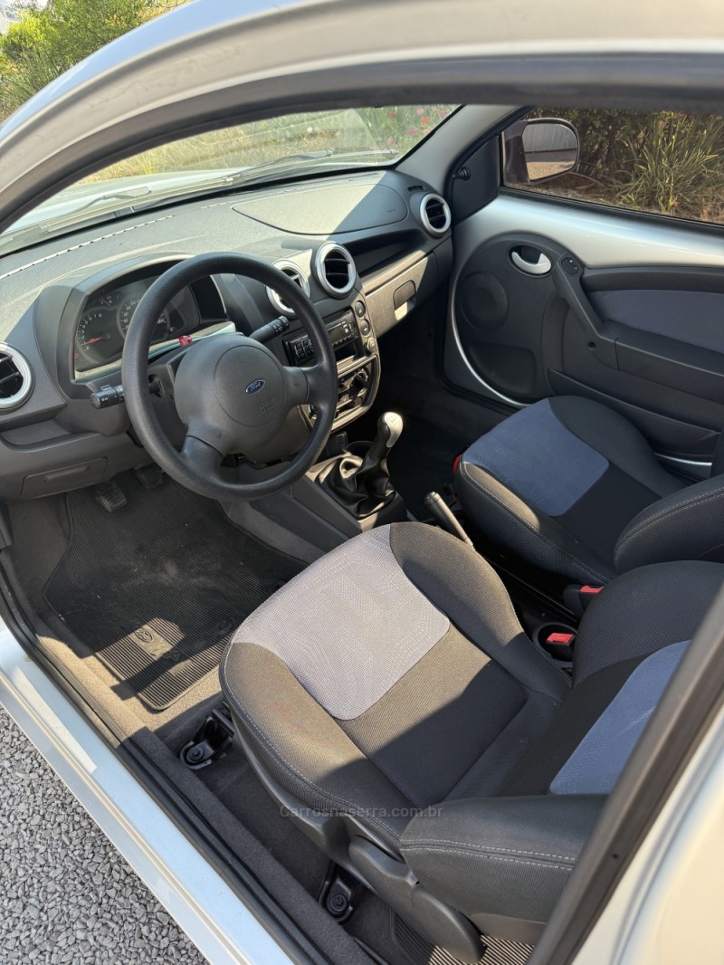 KA 1.0 SE PLUS 12V FLEX 4P MANUAL - 2012 - NOVA ARAçá