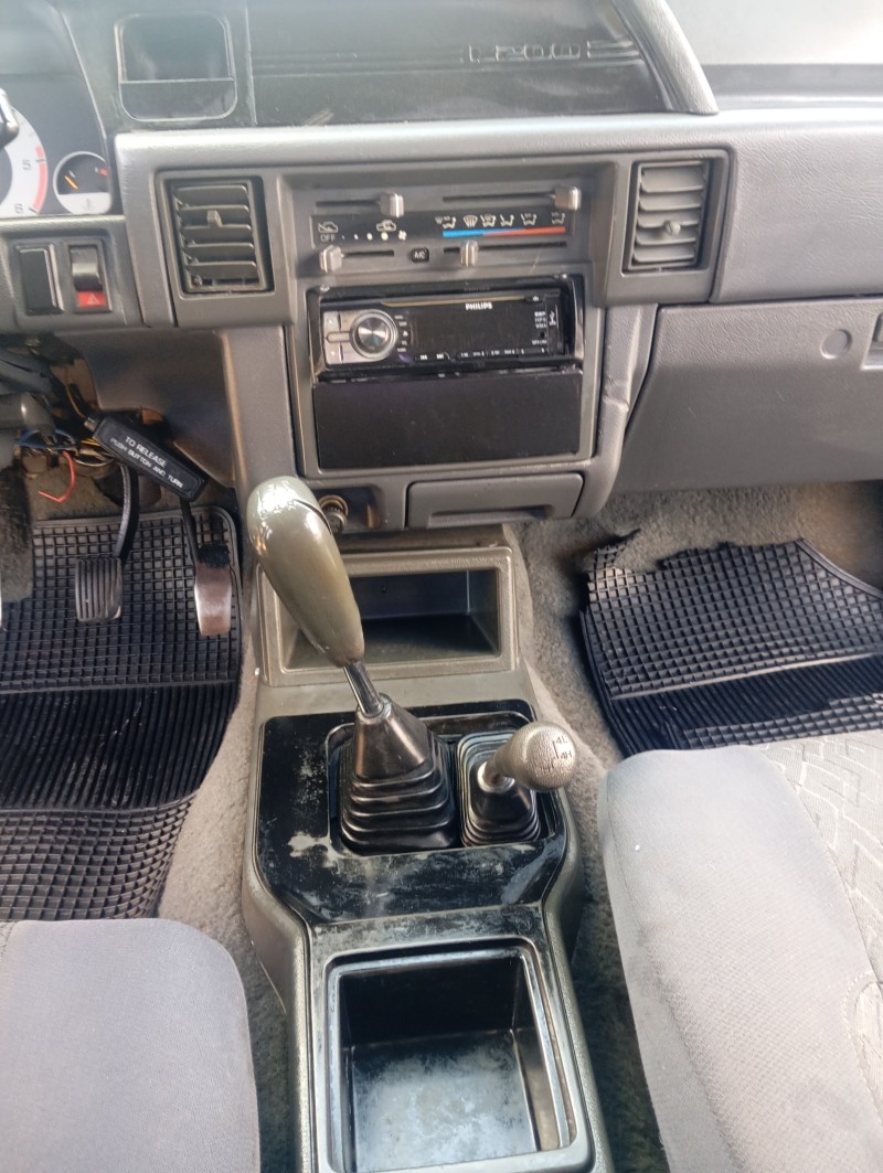 L200 2.5 GLS 4X4 CD 8V TURBO DIESEL 4P MANUAL - 2004 - CAXIAS DO SUL