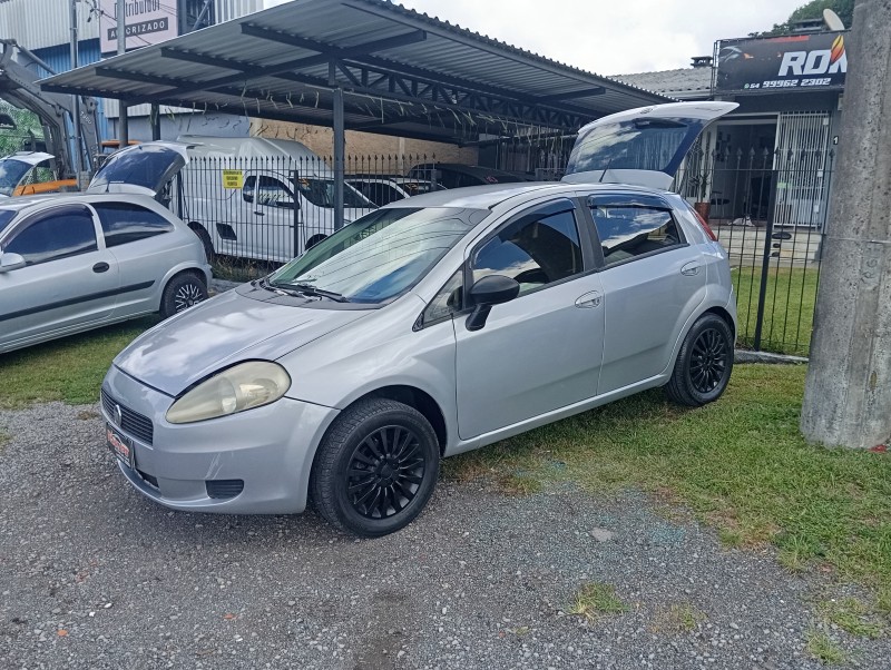 PUNTO 1.4 ATTRACTIVE 8V FLEX 4P MANUAL