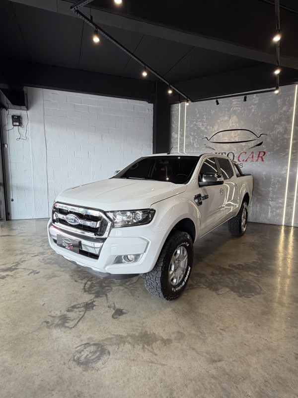 RANGER 2.3 XLT 16V 4X2 CD GASOLINA 4P MANUAL - 2017 - CAXIAS DO SUL