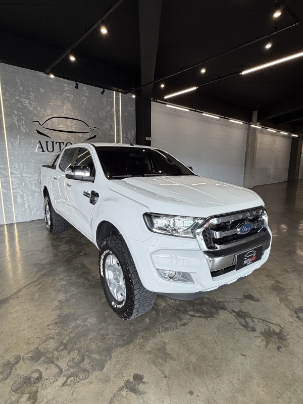 RANGER 2.3 XLT 16V 4X2 CD GASOLINA 4P MANUAL - 2017 - CAXIAS DO SUL