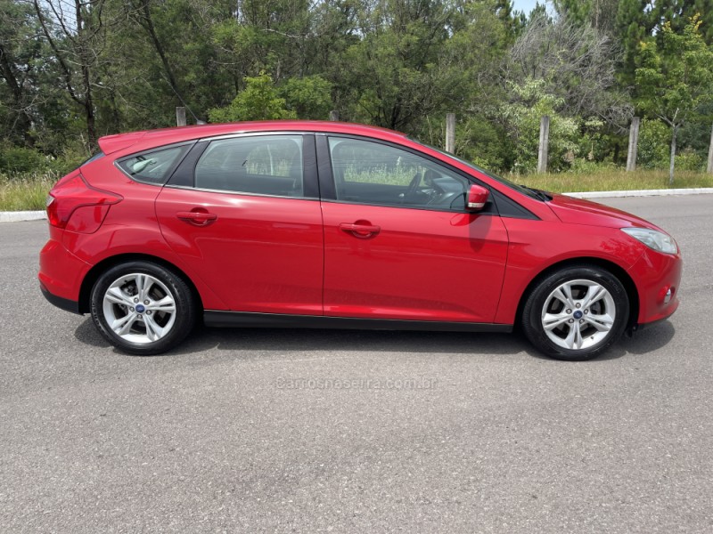 FOCUS 1.6 S 16V FLEX 4P MANUAL - 2014 - BENTO GONçALVES
