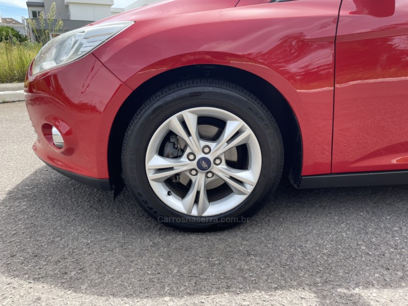 FOCUS 1.6 S 16V FLEX 4P MANUAL - 2014 - BENTO GONçALVES