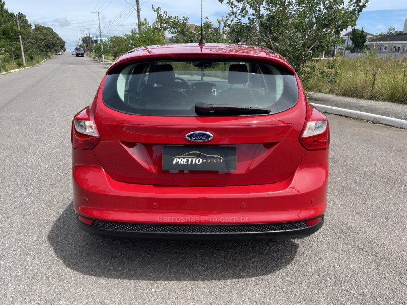 FOCUS 1.6 S 16V FLEX 4P MANUAL - 2014 - BENTO GONçALVES