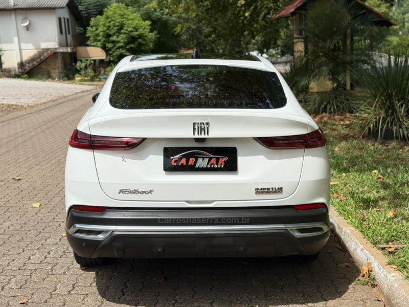 FASTBACK 1.0 IMPETUS 200 TURBO FLEX 4P AUTOMÁTICO - 2023 - DOIS IRMãOS