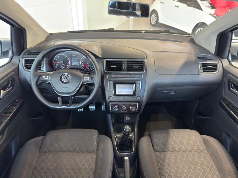 CROSSFOX 1.6 MSI FLEX 16V 4P MANUAL - 2017 - BENTO GONçALVES