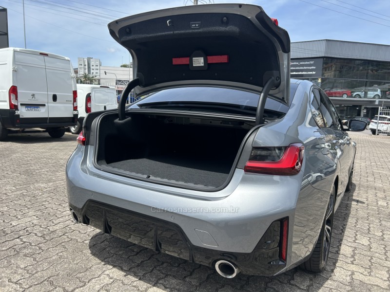 320I 2.0 M SPORT 16V TURBO ACTIVEFLEX 4P AUTOMÁTICO - 2023 - FARROUPILHA