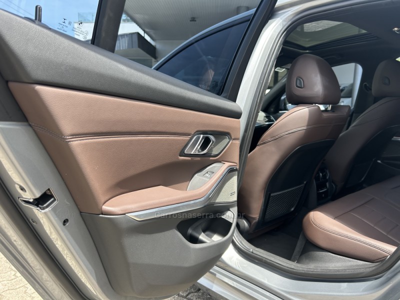 320I 2.0 M SPORT 16V TURBO ACTIVEFLEX 4P AUTOMÁTICO - 2023 - FARROUPILHA