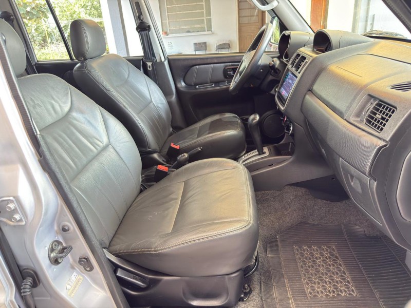 PAJERO TR4 2.0 4X4 16V 140CV FLEX 4P AUTOMÁTICO - 2010 - FARROUPILHA