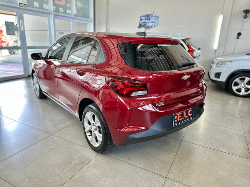 ONIX 1.0 LTZ 12V TURBO FLEX 4P MANUAL - 2023 - CAXIAS DO SUL
