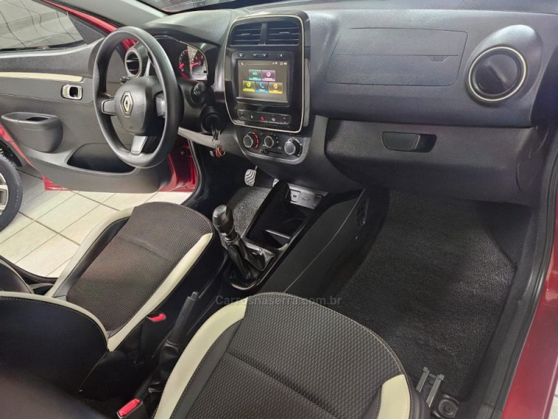 KWID 1.0 12V SCE FLEX INTENSE MANUAL - 2022 - CANOAS