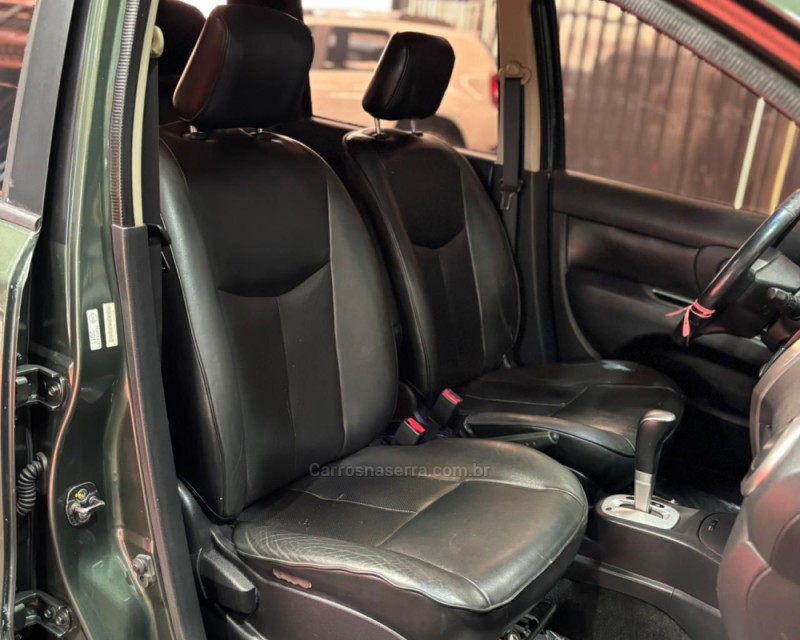 LIVINA 1.8 SL X-GEAR 16V FLEX 4P AUTOMÁTICO - 2012 - VACARIA