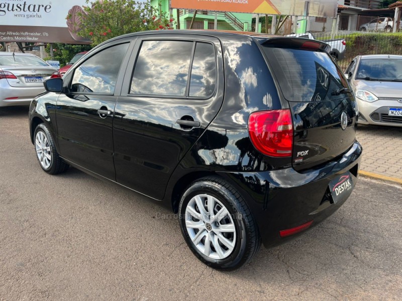 FOX 1.0 MI 8V FLEX 4P MANUAL - 2014 - DOIS IRMãOS