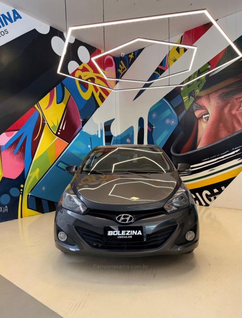 HB20 1.0 COMFORT PLUS 12V FLEX 4P MANUAL - 2015 - NOVO HAMBURGO