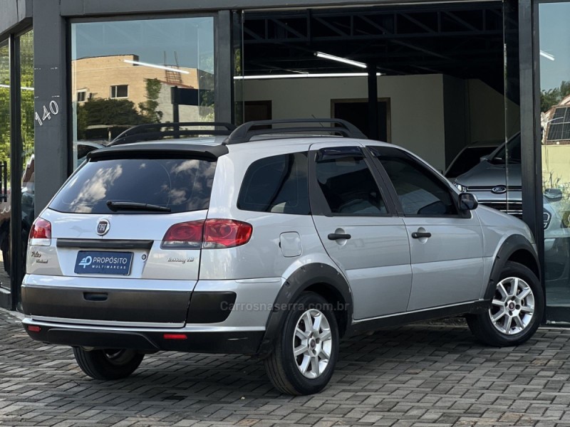 PALIO 1.8 MPI TREKKING WEEKEND 8V FLEX 4P MANUAL - 2010 - ESTâNCIA VELHA