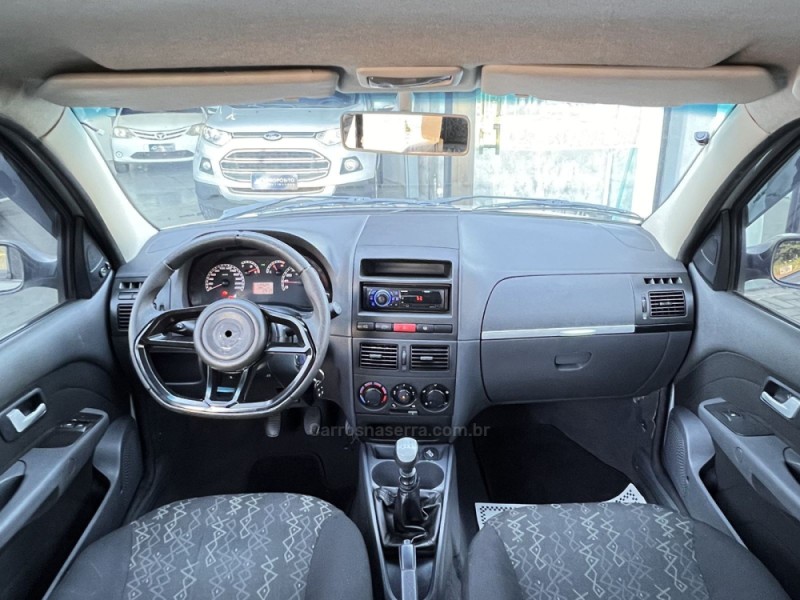 PALIO 1.8 MPI TREKKING WEEKEND 8V FLEX 4P MANUAL - 2010 - ESTâNCIA VELHA