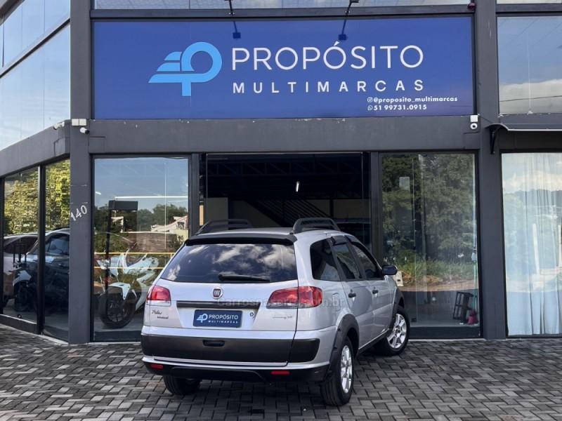 PALIO 1.8 MPI TREKKING WEEKEND 8V FLEX 4P MANUAL - 2010 - ESTâNCIA VELHA