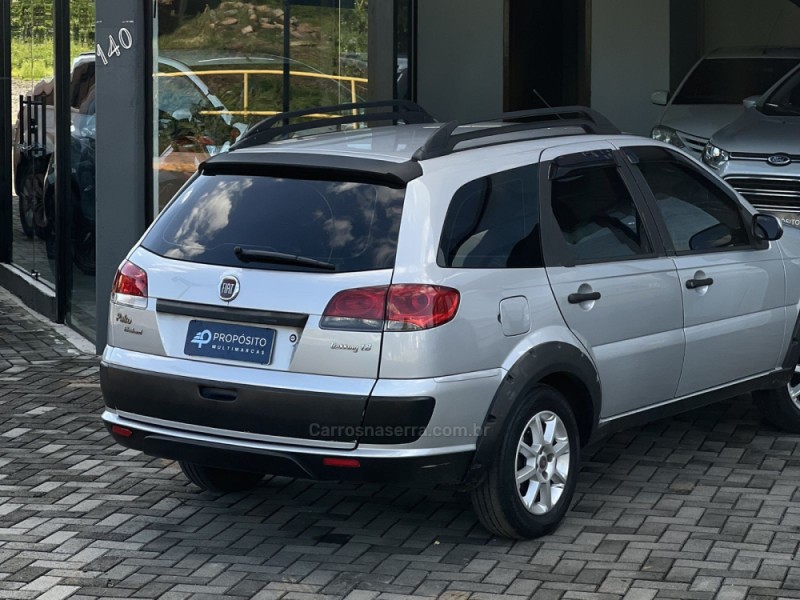 PALIO 1.8 MPI TREKKING WEEKEND 8V FLEX 4P MANUAL - 2010 - ESTâNCIA VELHA