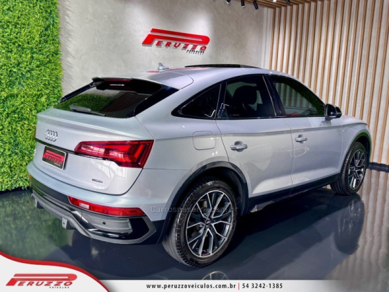 Q5 2.0 SPORTBACK S-LINE BLACK QUATTRO GASOLINA 4P AUTOMÁTICA - 2022 - NOVA PRATA