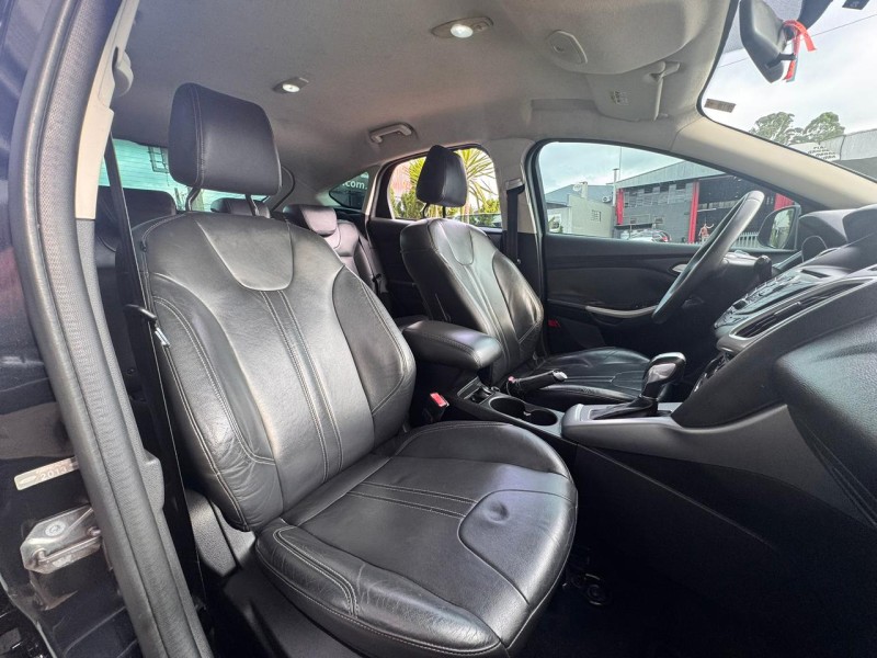 FOCUS 2.0 SE HATCH 16V FLEX 4P AUTO - 2015 - CAXIAS DO SUL