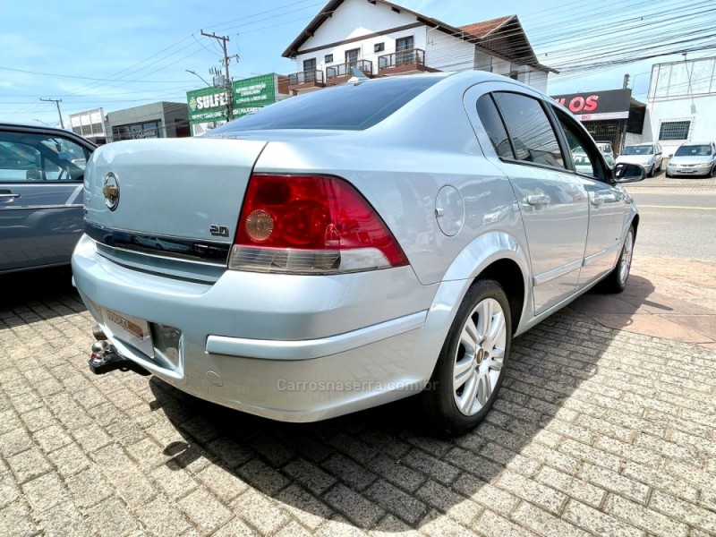 VECTRA 2.0 MPFI ELEGANCE 8V FLEX 4P MANUAL - 2007 - CAMPO BOM