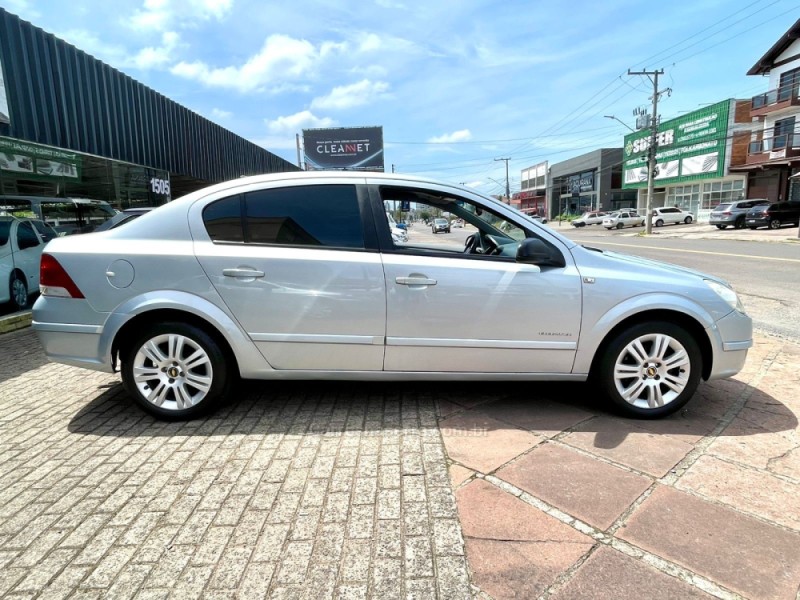 VECTRA 2.0 MPFI ELEGANCE 8V FLEX 4P MANUAL - 2007 - CAMPO BOM
