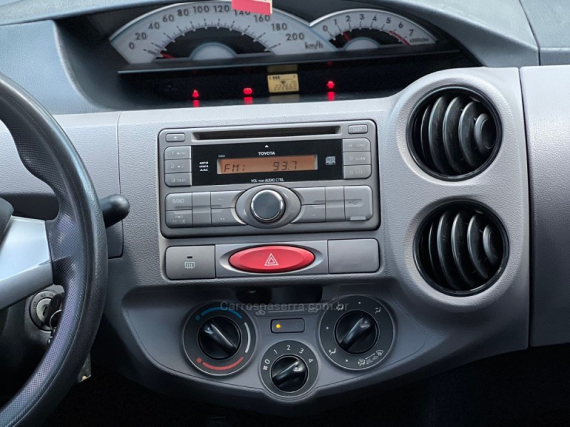 ETIOS 1.5 XS 16V FLEX 4P MANUAL - 2013 - ESTâNCIA VELHA