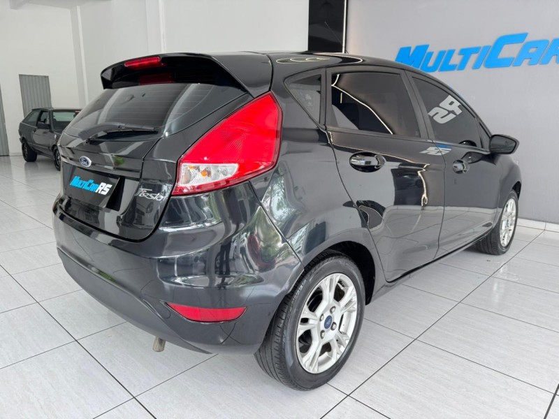 FIESTA 1.5 SE HATCH 16V FLEX 4P MANUAL - 2014 - ESTâNCIA VELHA