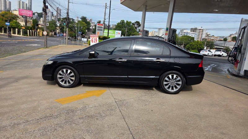 CIVIC 1.8 LXL 16V FLEX 4P AUTOMÁTICO - 2010 - CAXIAS DO SUL