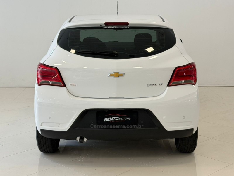 ONIX 1.4 MPFI LT 8V FLEX 4P AUTOMÁTICO - 2018 - BENTO GONçALVES