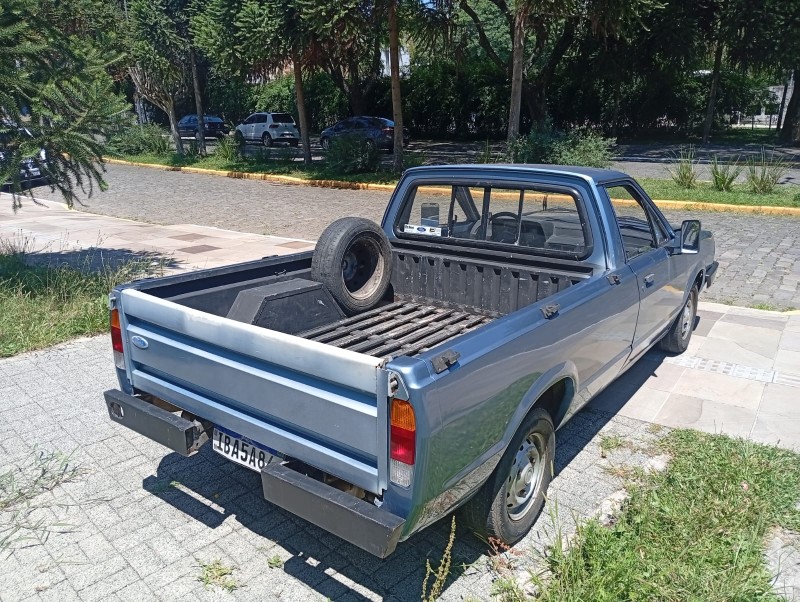 PAMPA 1.8 GL 8V CS GASOLINA 2P MANUAL - 1991 - FARROUPILHA