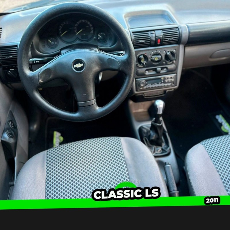 CLASSIC 1.0 MPFI LS 8V GASOLINA 4P MANUAL - 2010 - TAQUARA