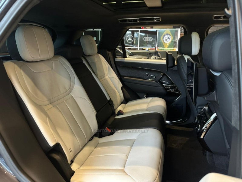 RANGE ROVER 4.4 HSE 4X4 V8 32V GASOLINA 4P AUTOMÁTICO - 2023 - CAXIAS DO SUL