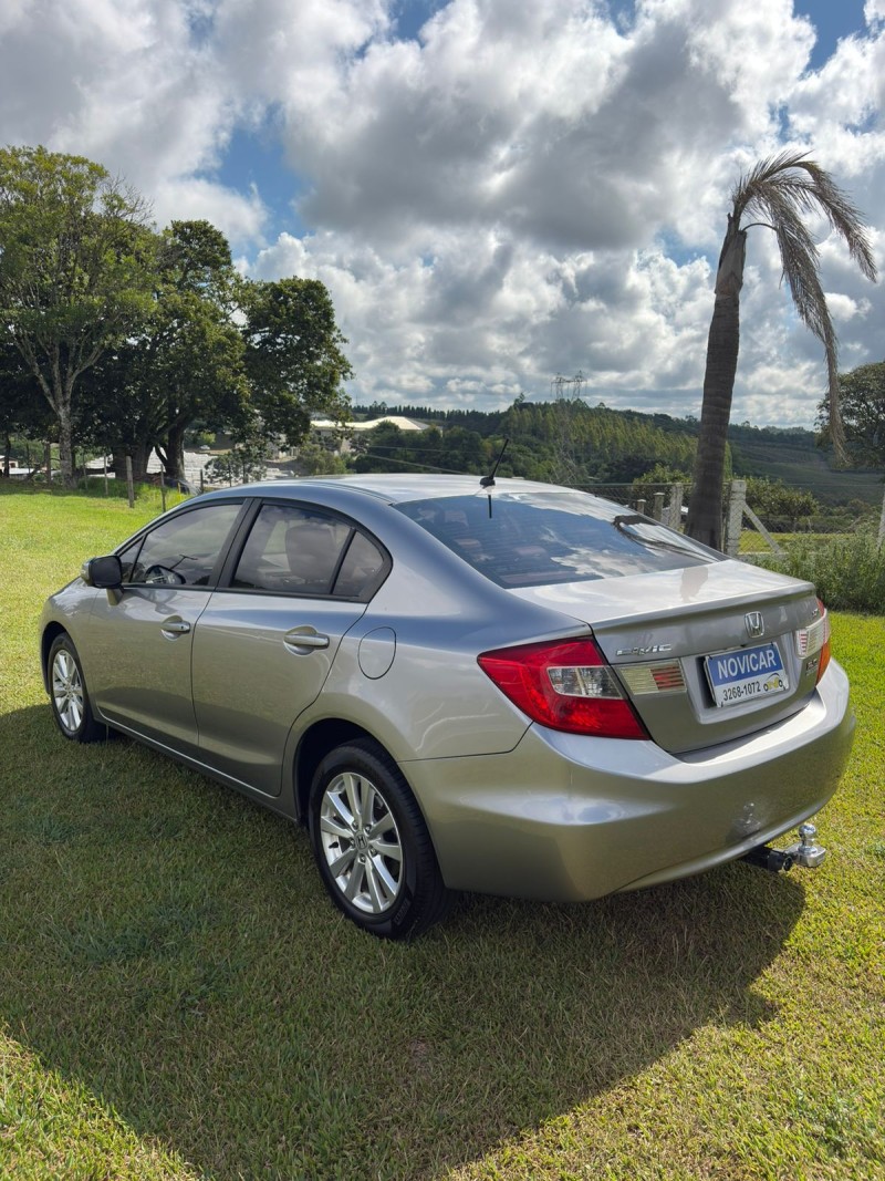 CIVIC 2.0 LXR 16V FLEX 4P AUTOMÁTICO - 2014 - FARROUPILHA